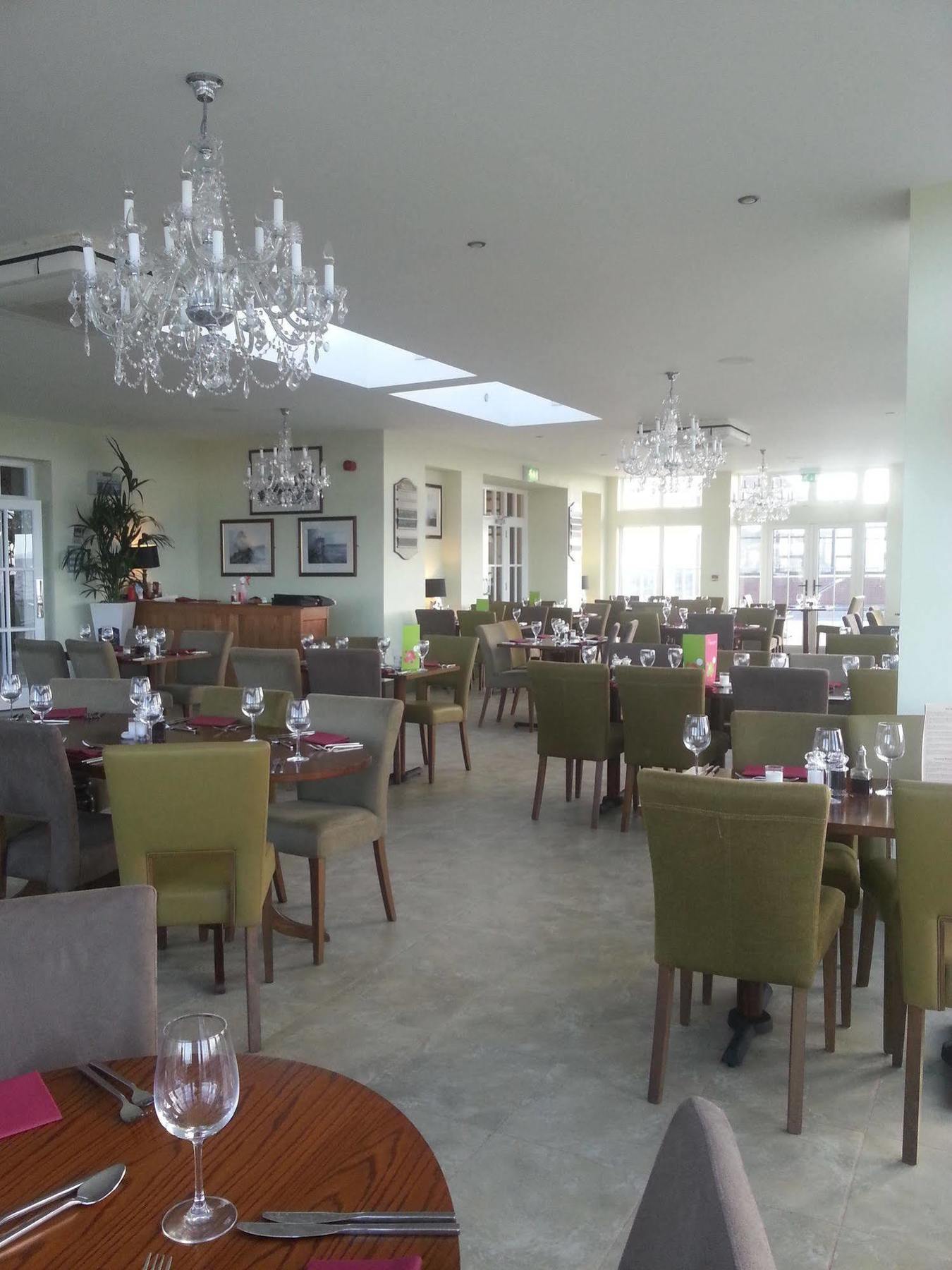 The Fairways Hotel Porthcawl Εξωτερικό φωτογραφία